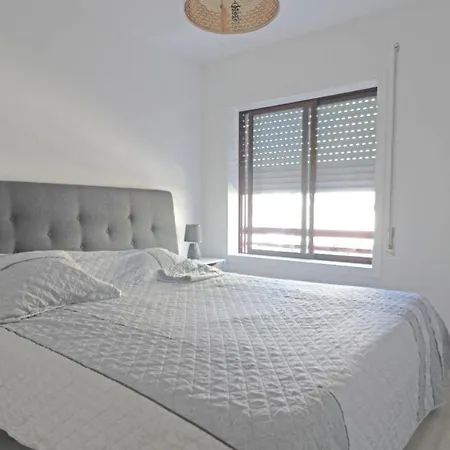 Apartament By The Beach: Sun, And Tranquility Ovar